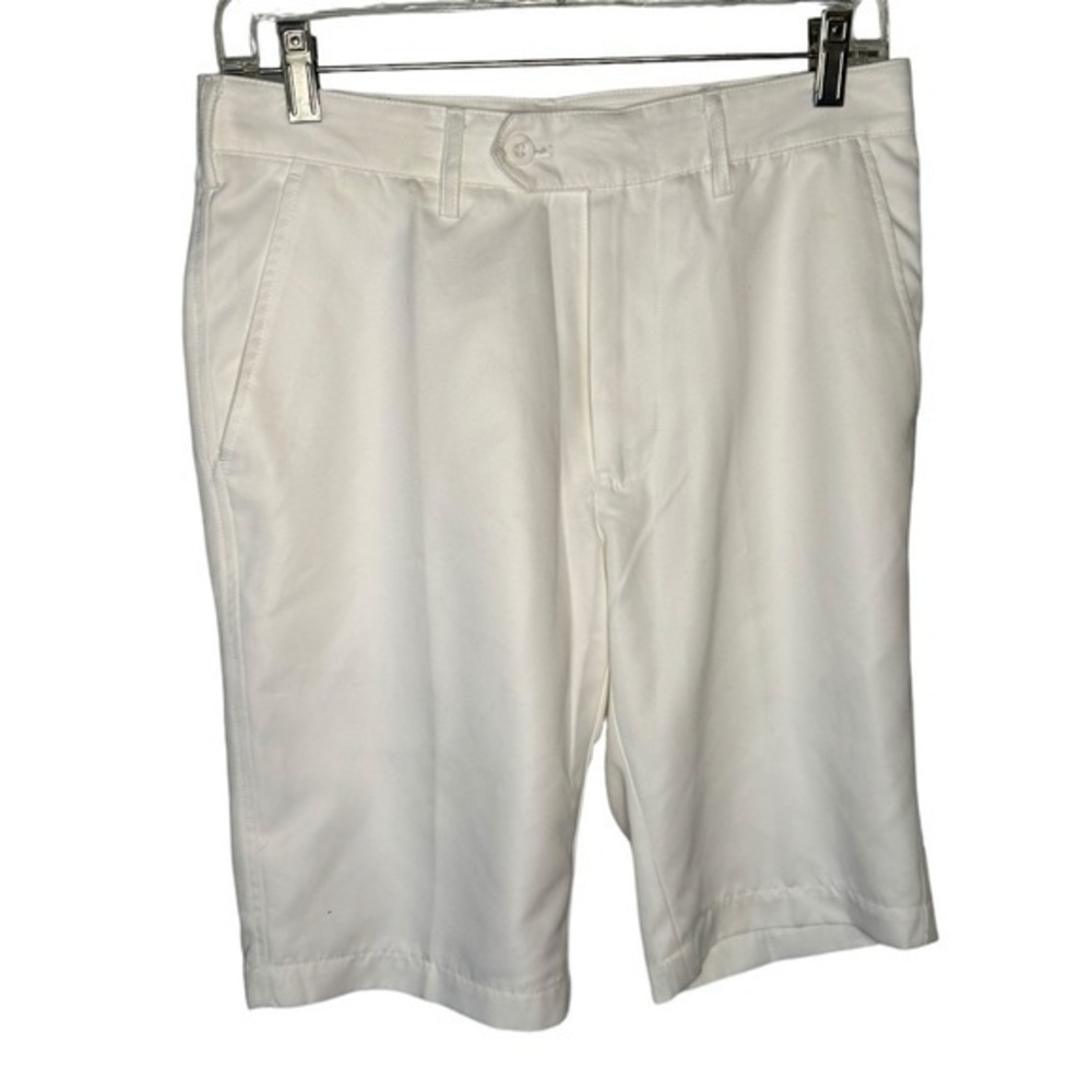 Bugatchi White Flat Front Shorts Size 30 Style # LX62000B425 NWT‎
